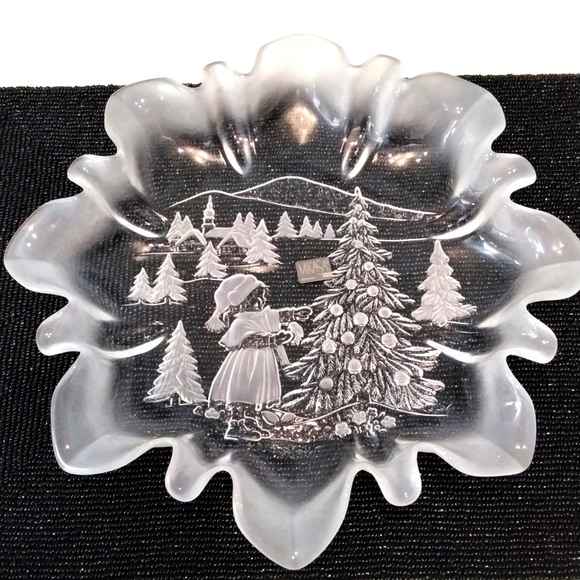 NWT Mikasa Christmas Story serving platter 13.5" - Picture 4 of 5